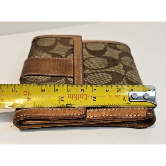 Authentic Coach Khaki Hamptons Brown Wallet 2 Fold ~ Change Pocket ~Leather Trim - Picture 12 of 12